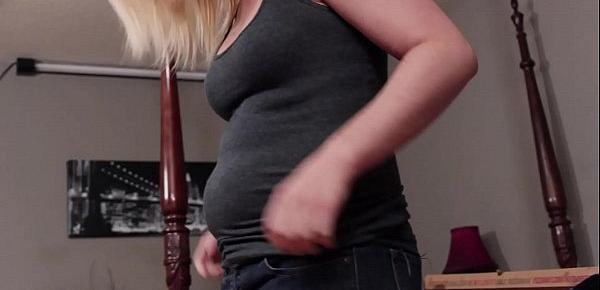  BBW Gainer Shows Off Her Big Belly